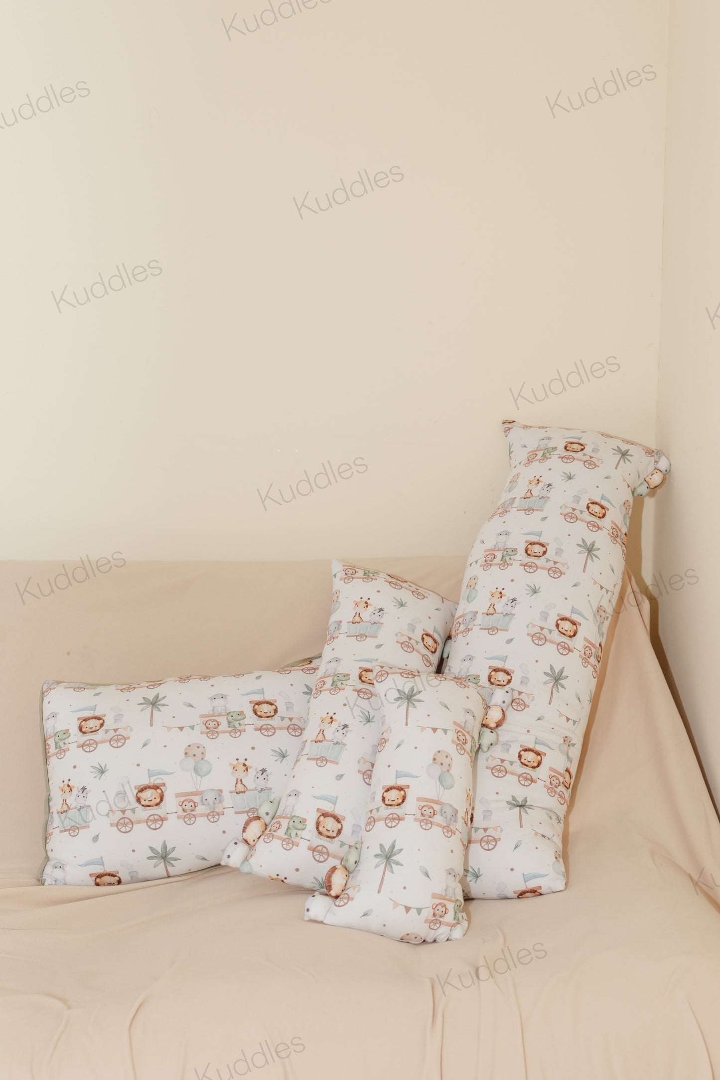 BAMBOO PILLOWS - Safari Train Adventure